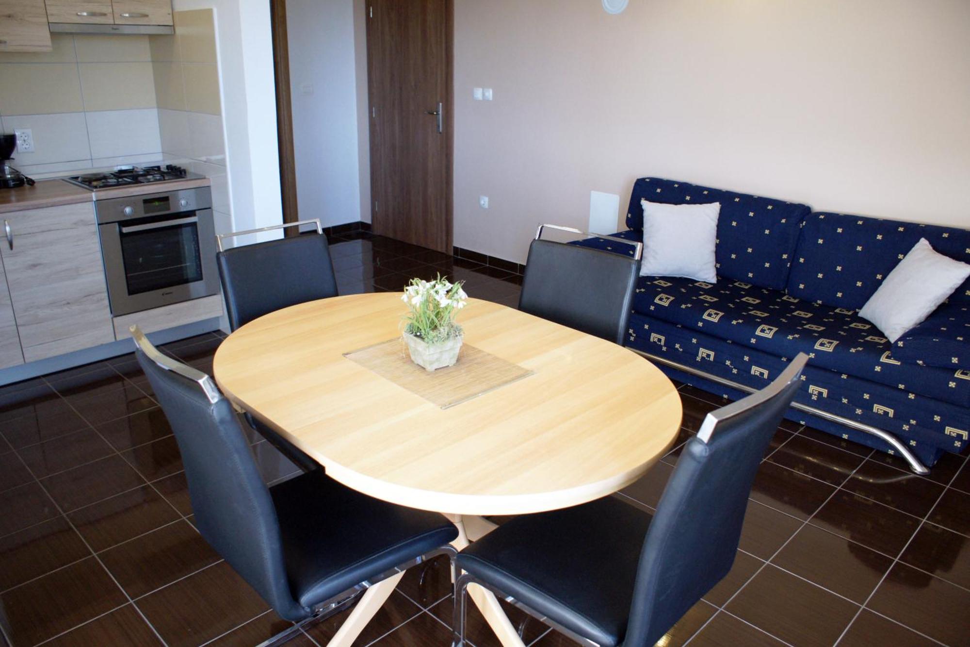 Apartments Martina บาร์บินเย ภายนอก รูปภาพ