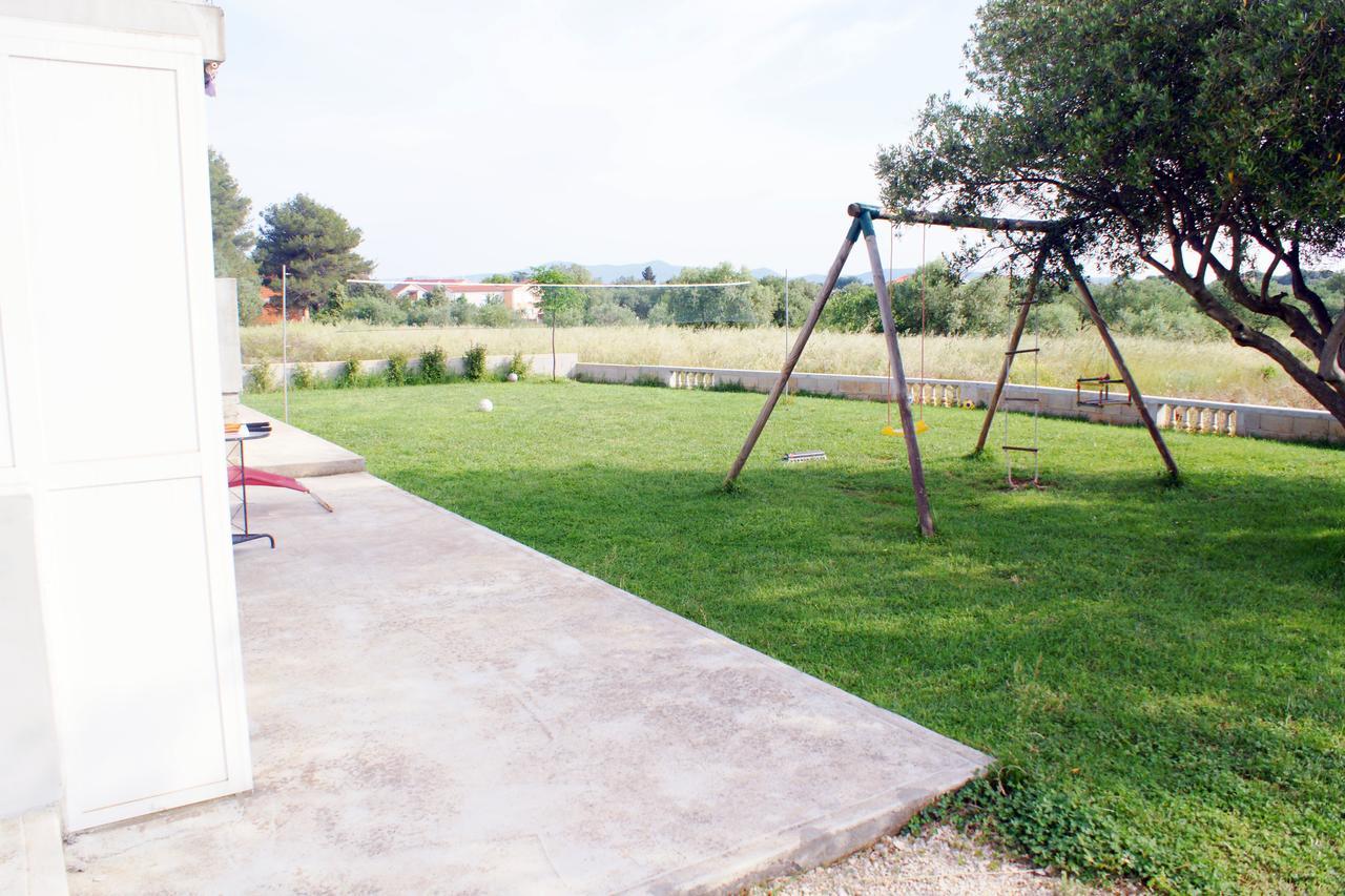 Apartments Martina บาร์บินเย ภายนอก รูปภาพ